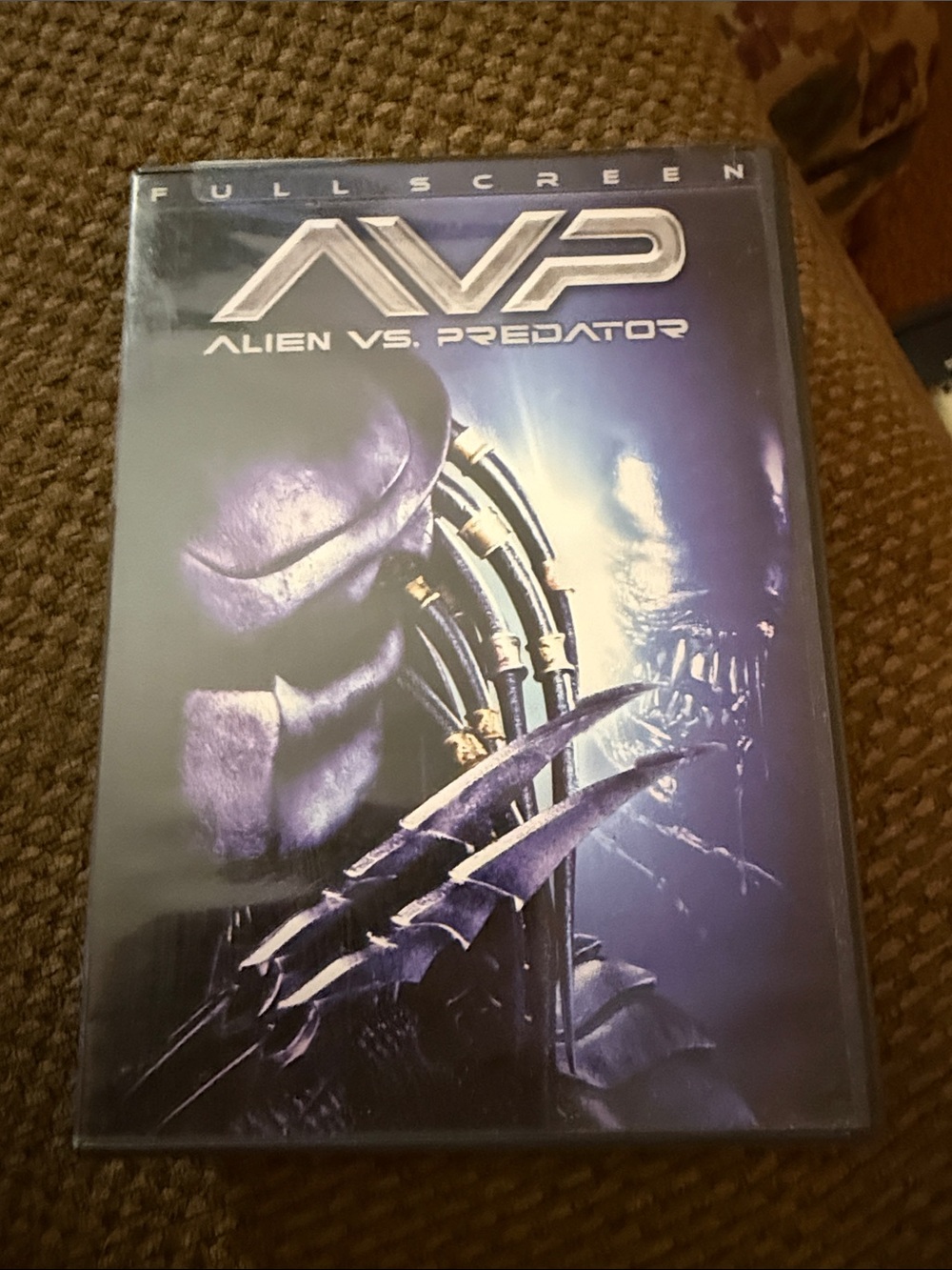 Alien vs. Predator (AVP) Movie DVD - Purple Cover